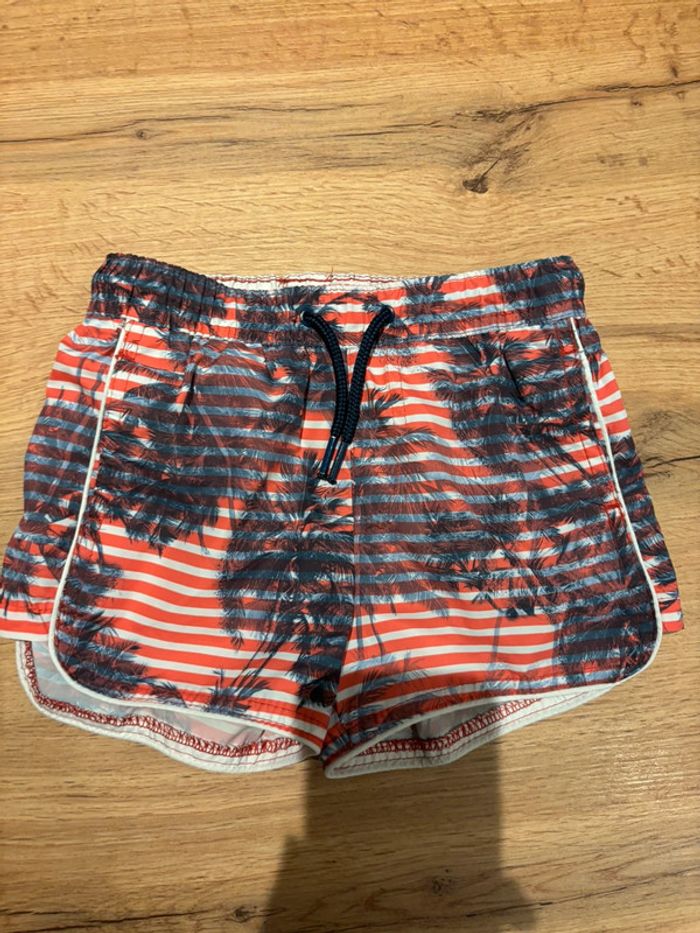 Short de bain rouge et blanc Lefties taille 4 5 ans