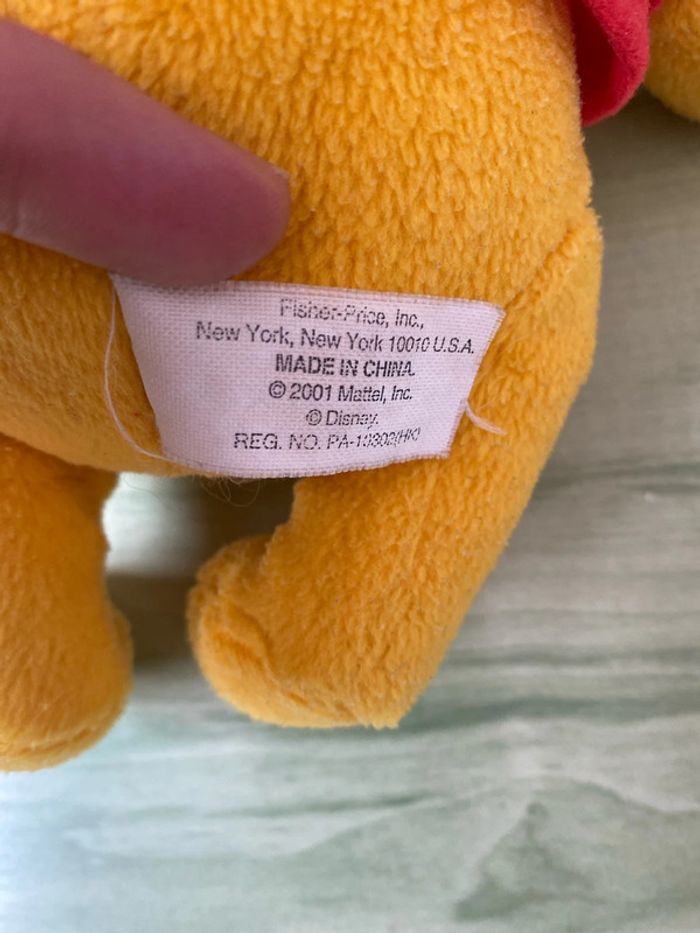 Peluche Winnie thé pooh 23 cm - photo numéro 5