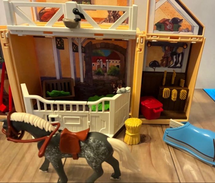 Playmobil 5418 écurie transportable - photo numéro 2