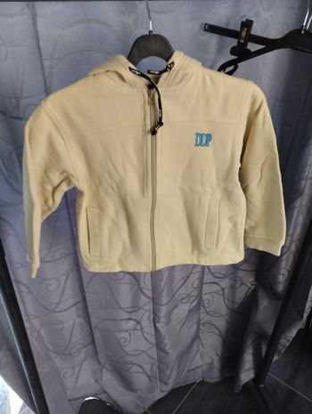 Pull gilet zippé 8 ans