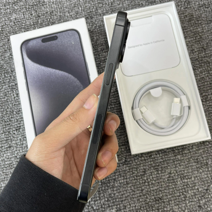 Iphone -15-pro-max - photo numéro 2
