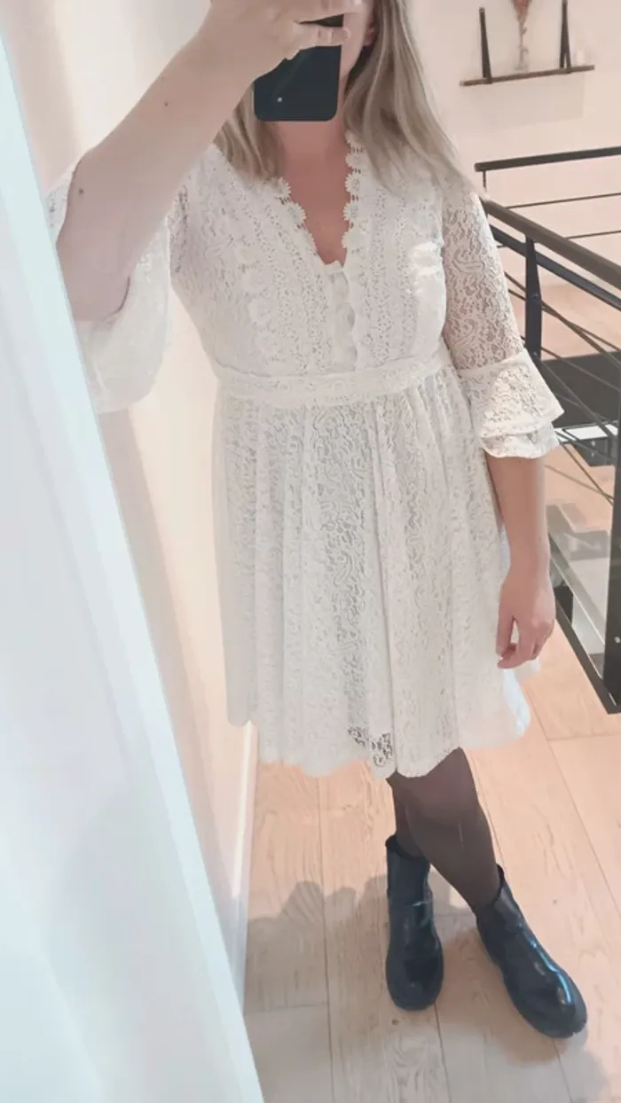 Robe blanche dentelle - photo numéro 19