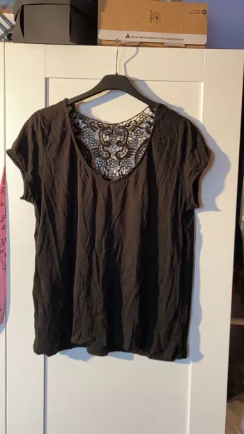 t-shirt noir