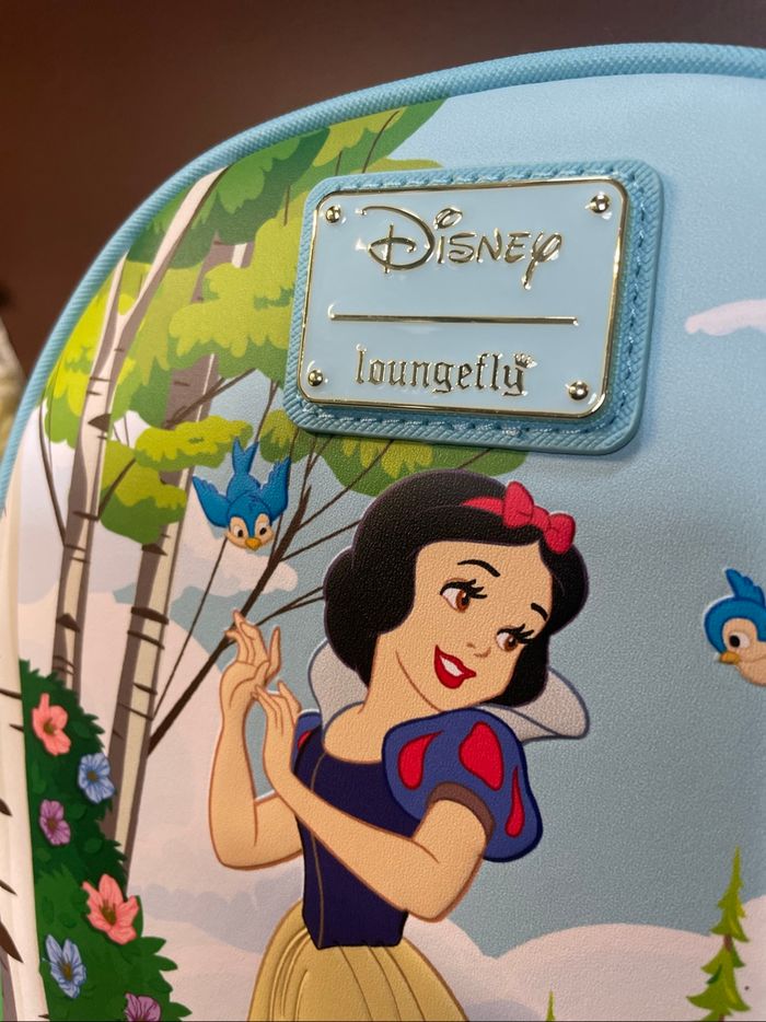 Sac à dos Blanche-neige Disney Loungefly neuf - photo numéro 2