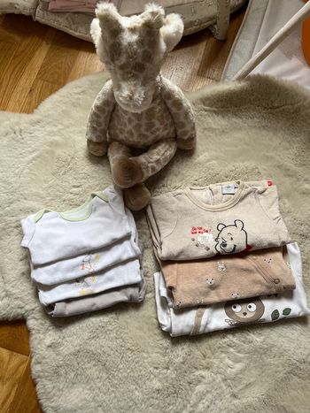 Lot bodies + pyjama