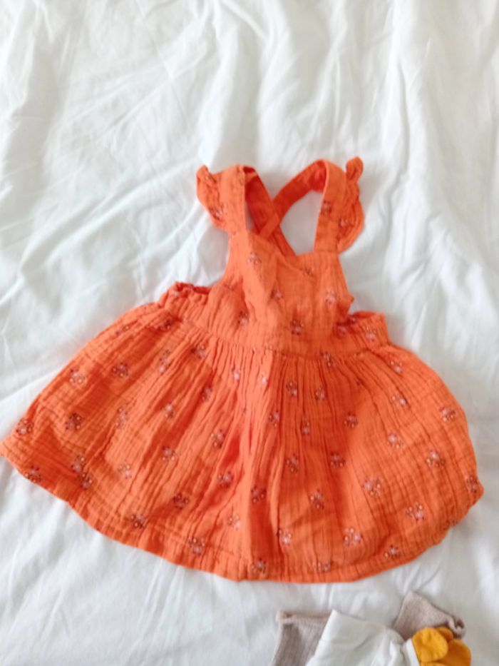 Lot vêtements fille été 6 mois - photo numéro 6