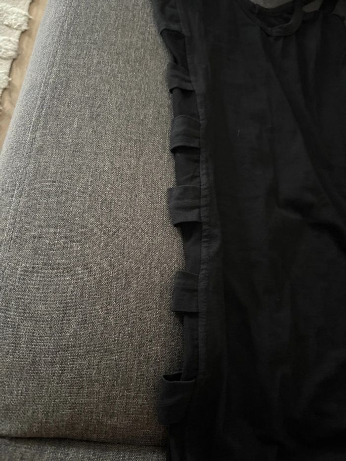 Robe noire - photo numéro 2