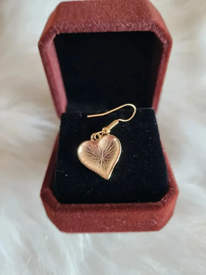 💎Boucles d'oreilles Dorés Pendantes Coeurs roses Pailletées 💎 - photo numéro 2