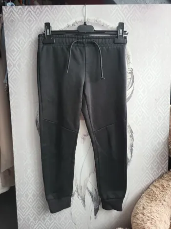 Pantalon survêtement noir