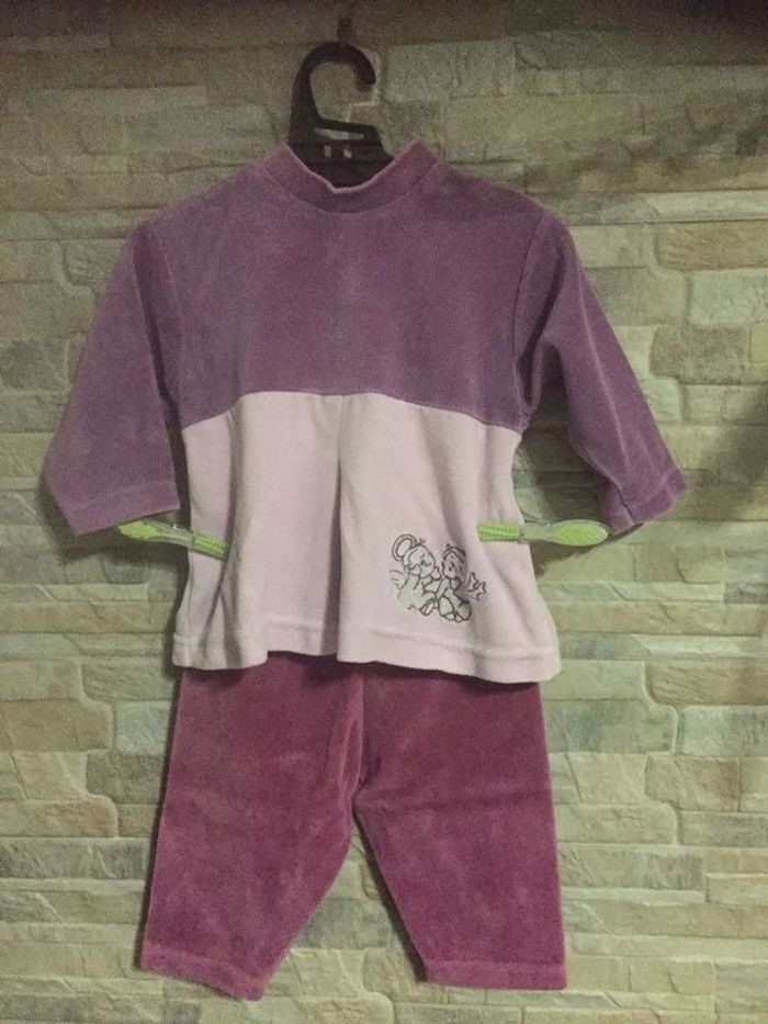 Ensemble velours blouse pantalon 9M