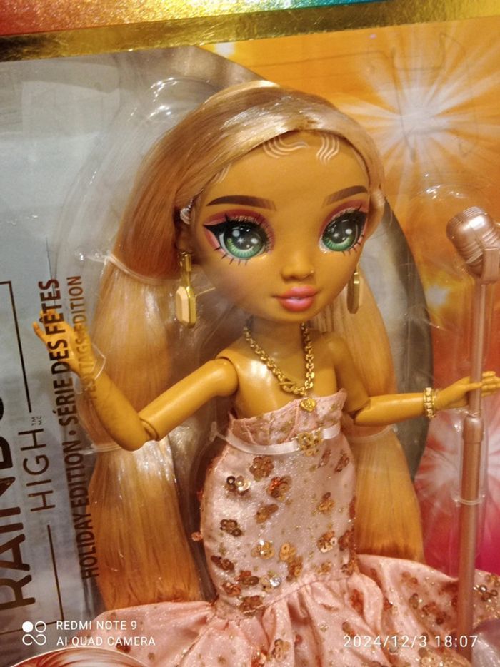 Sabrina St Cloud, Rainbow High - photo numéro 5