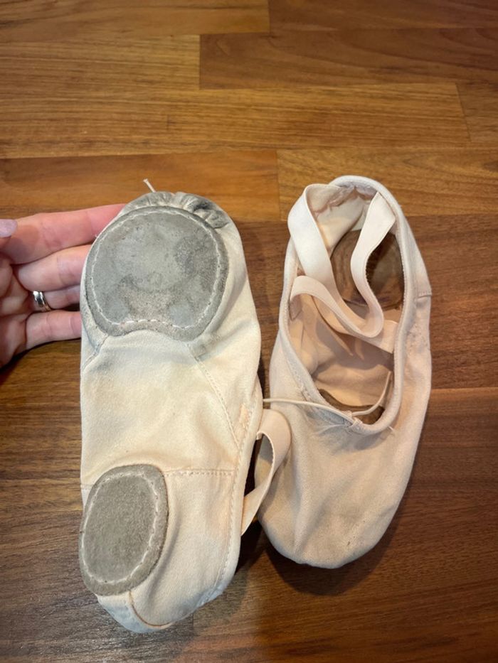 Chaussons danse classique - photo numéro 2
