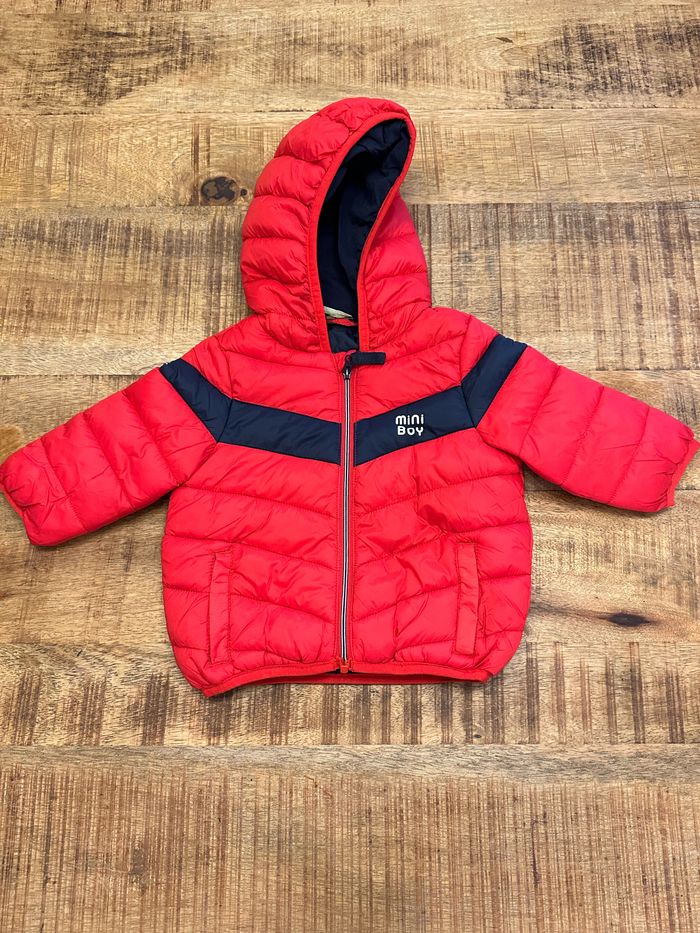 Manteau rouge