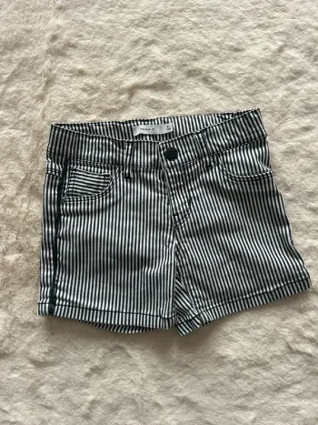 Short fille 8 ans