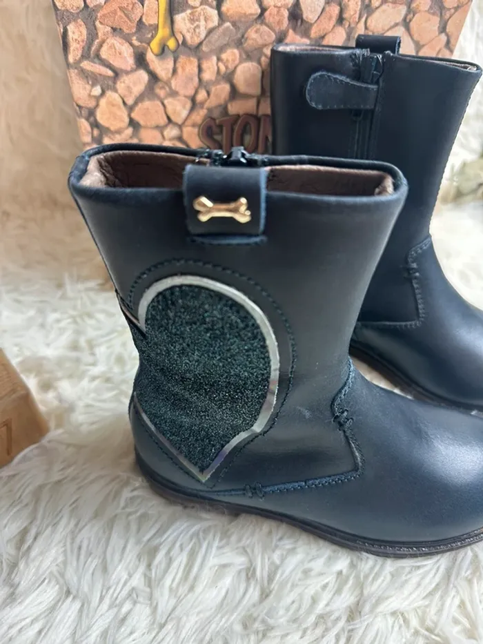 Paire de bottes marine taille 27 Stones and Bones - photo numéro 3