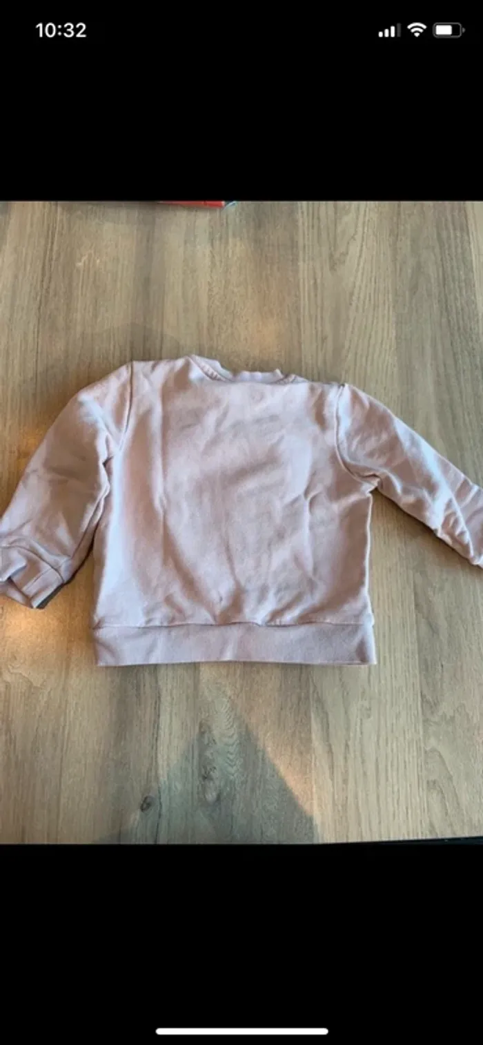 Pull Disney Bambi taille 18 mois - photo numéro 4