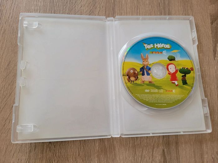 Livres sur les fées et Mini-Loup + DVD Zouzous - photo numéro 18
