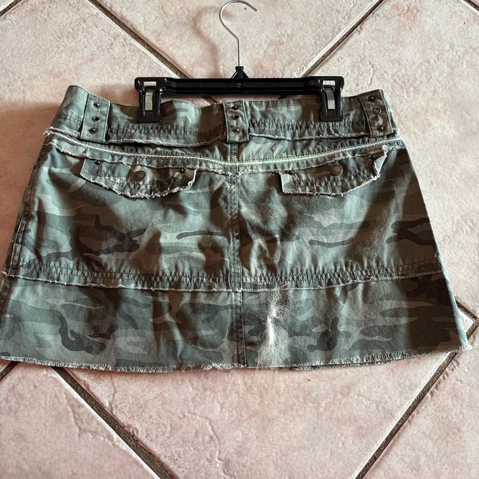 Jupe militaire courte - photo numéro 2