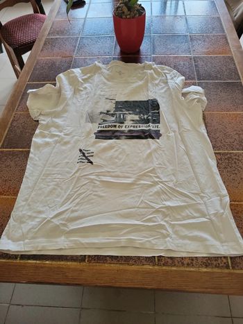 Tee shirt manches courtes