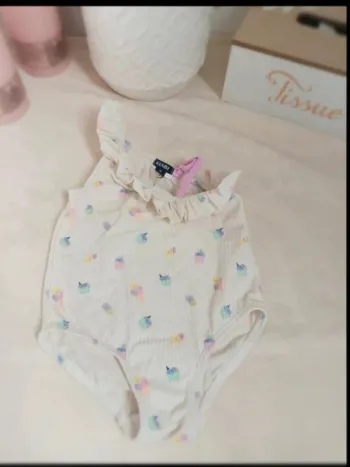 Maillot de bain une pièce asymétrique Kiabi fille 18 mois