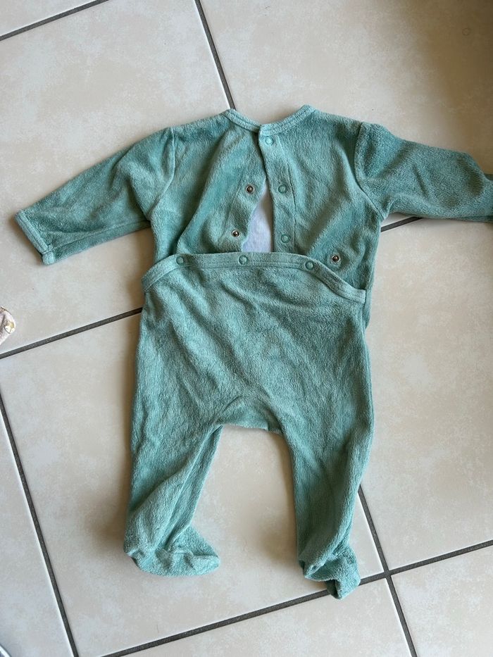 Lot 4 pyjamas velours mixtes 3 mois Kiabi - photo numéro 4