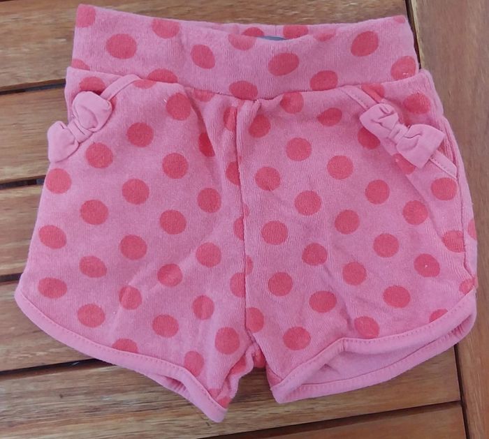 Short 9 mois