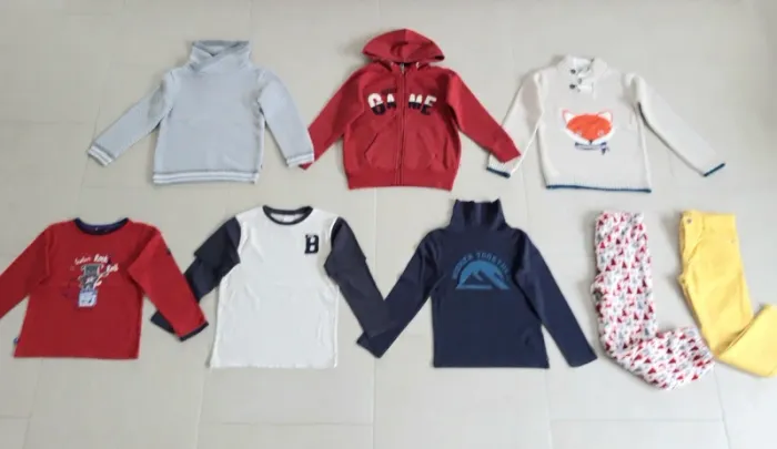 Lot n°1: 8 vêtements garçon 6 ans SM, Okaidi