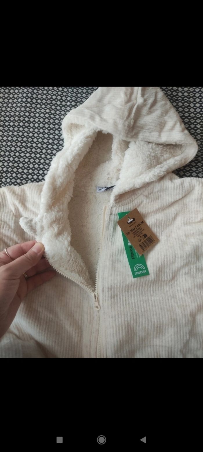 Très beau poncho couverture blanc cassé neuf avec étiquette taille 12/18 mois tape a l'oeil - photo numéro 3