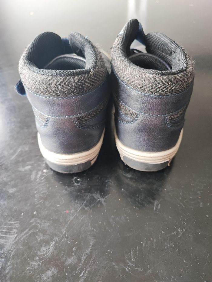 Chaussure garçon taille 33 - photo numéro 3