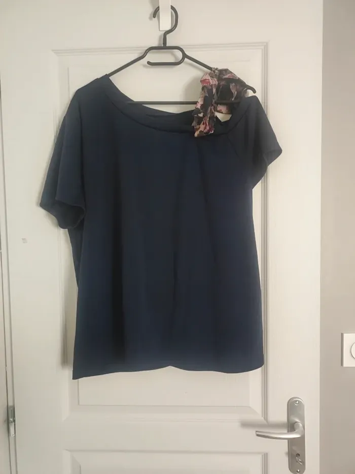 T shirt blouse épaule dénudé XXL