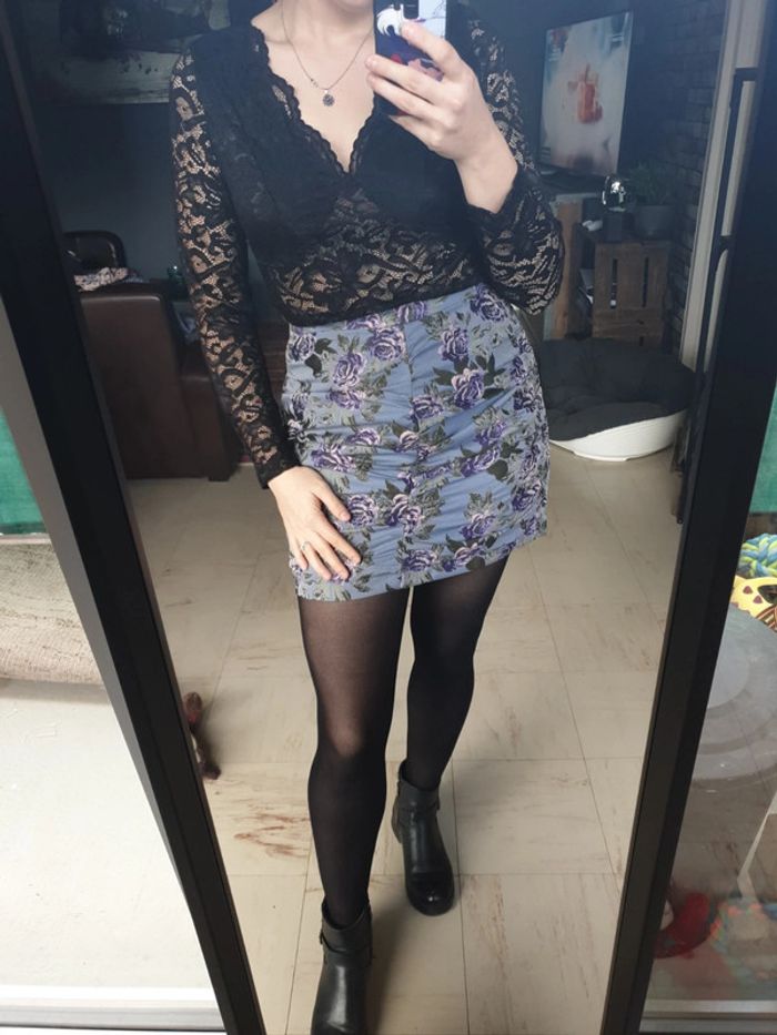 🌸 Jupe fleurie 🌸