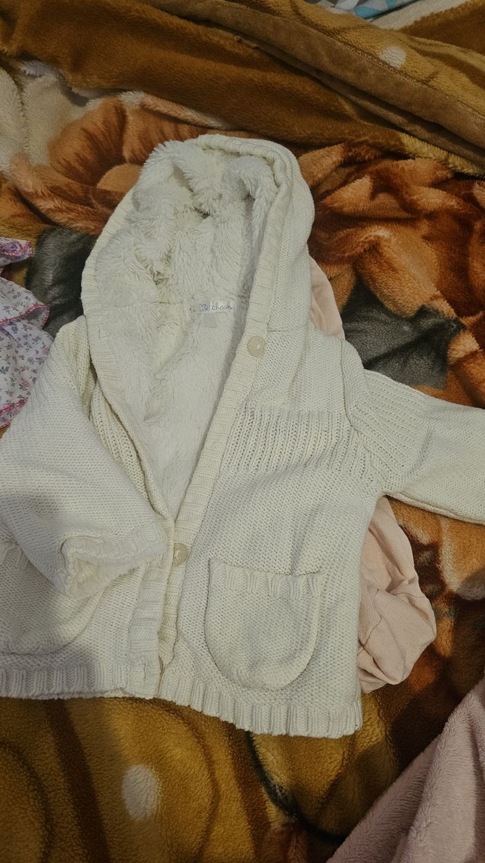 Lot vêtements bebe fille 6 mois - photo numéro 2