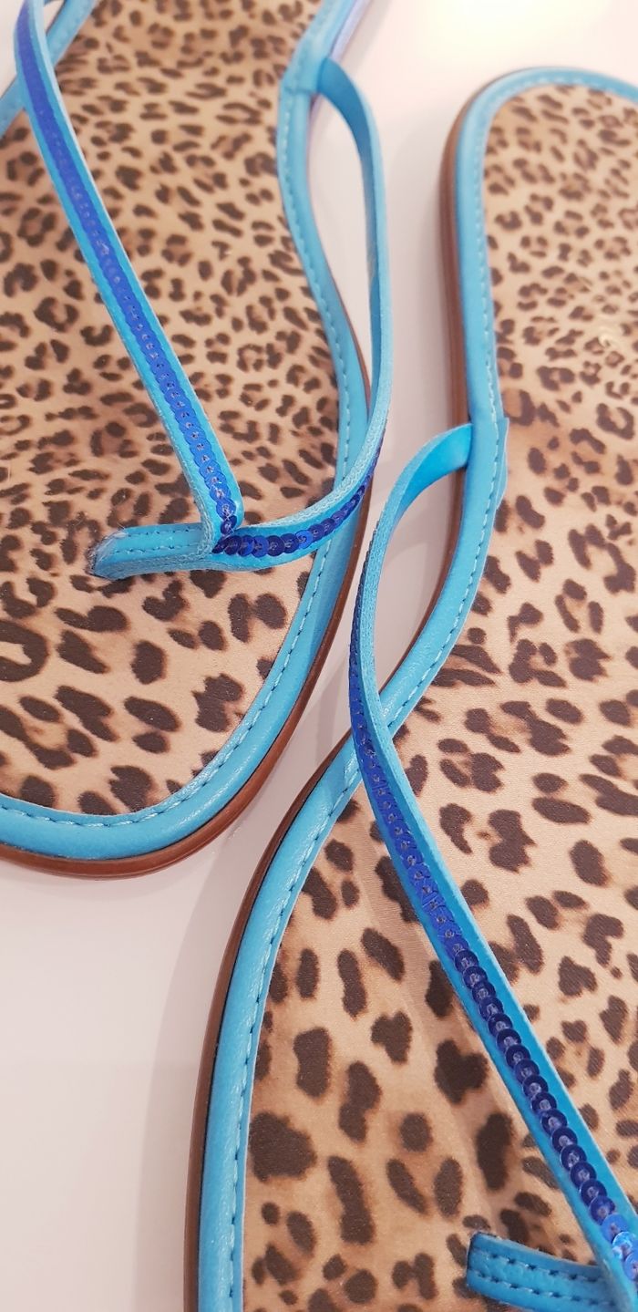 Nota Bene - Tongs - Neuves ! - photo numéro 2