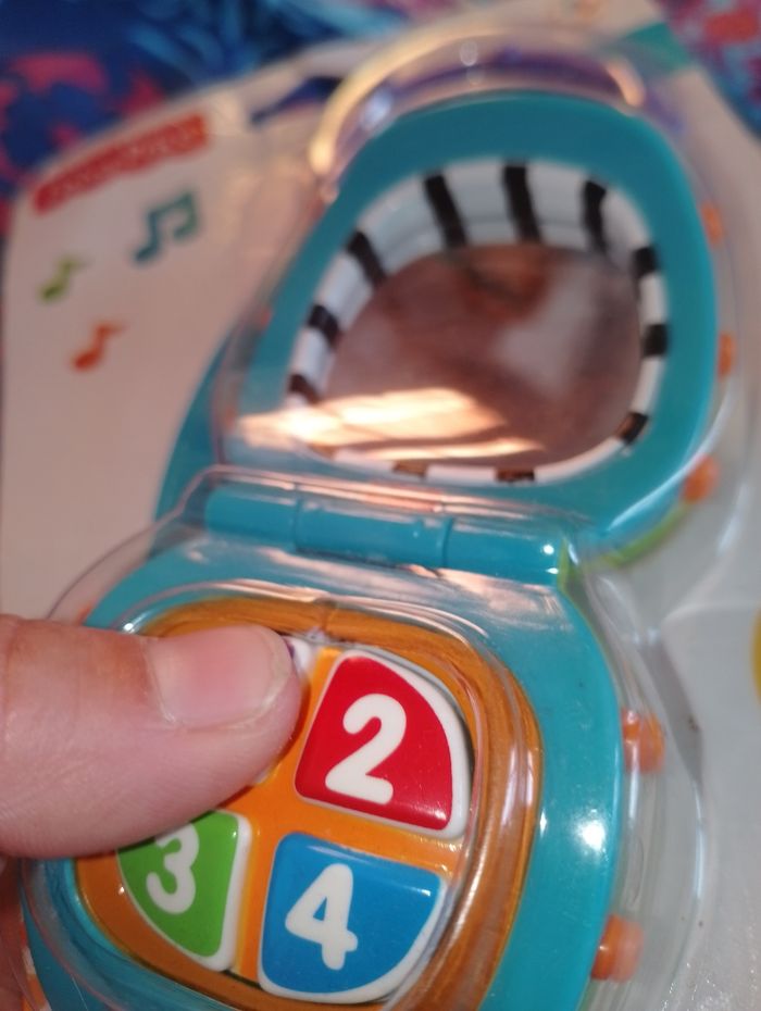 Téléphone 1er âge Fisher Price neuf - photo numéro 5