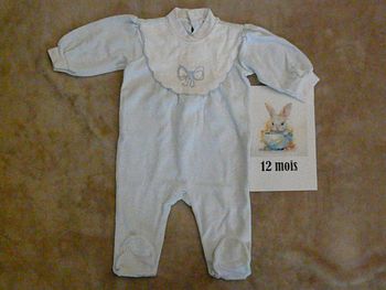 Pyjama bleu ciel 12 mois