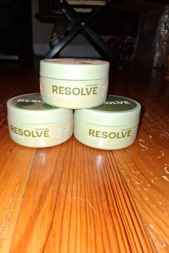 Lot de Gommages Cuir Chevelu lot ou a l'unité- Resolve Scalp Scrub - Neuf.