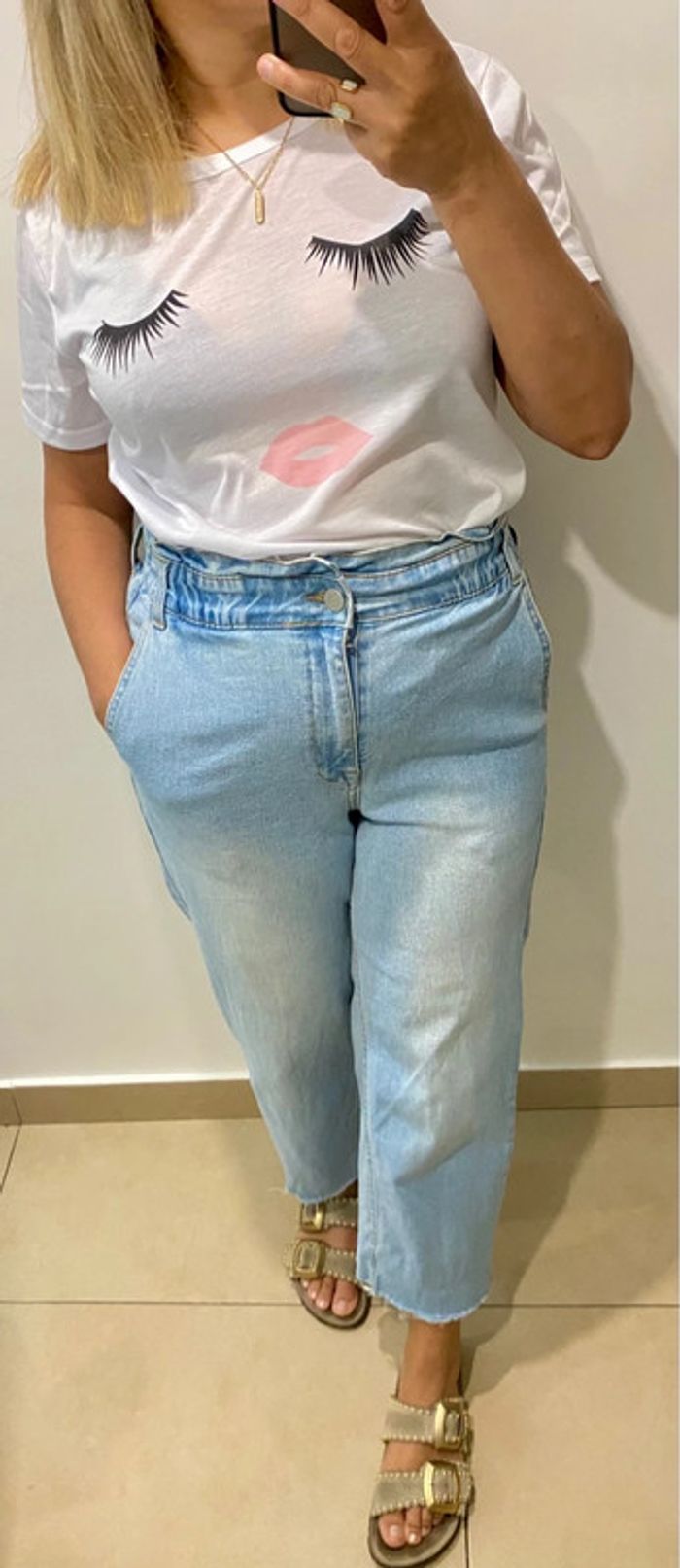 Tee shirt Taille L - photo numéro 2