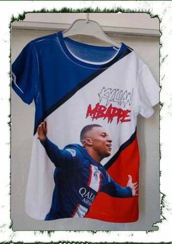 T-shirt Mbappe 4 ans neuf