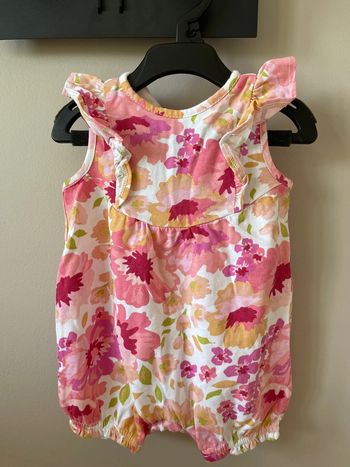 Combishort neuve taille 3 mois