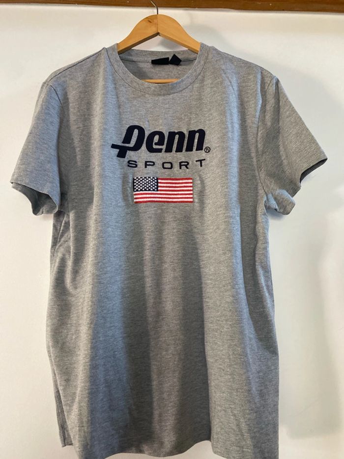 T-shirt taille L Penn & Primark