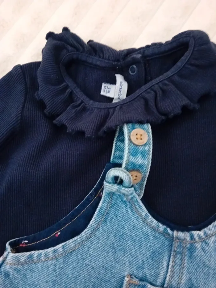 Ensemble salopette+t-shirt ML 6/9mois 🌼👧 - photo numéro 3