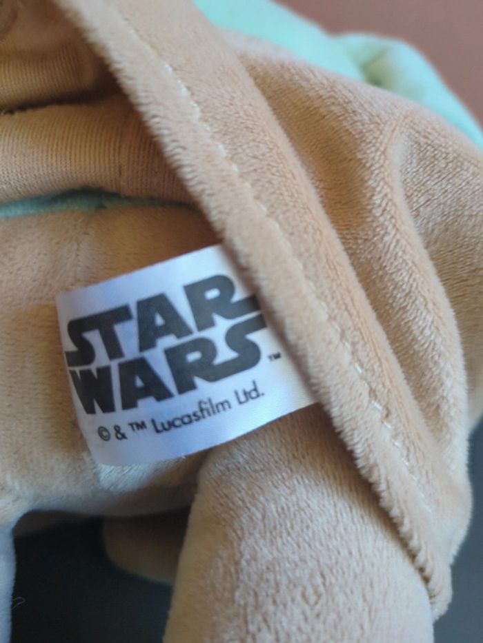 peluche Star wars bébé yoda - photo numéro 3