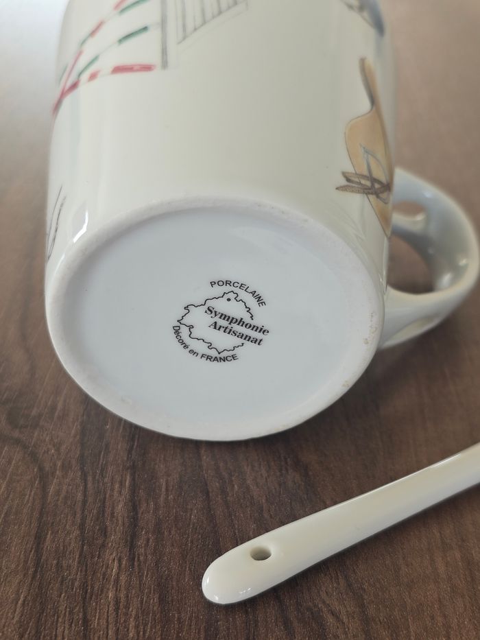 Tasse/Mug avec cuillère sur le thème de l'équitation. - photo numéro 5
