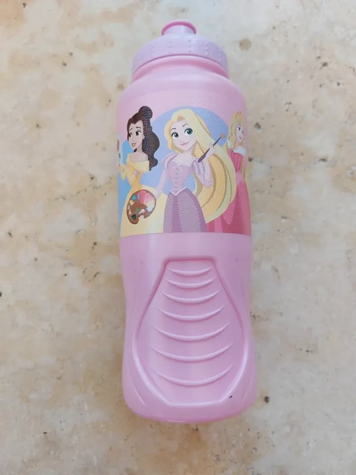 Gourde Princesses NEUVE