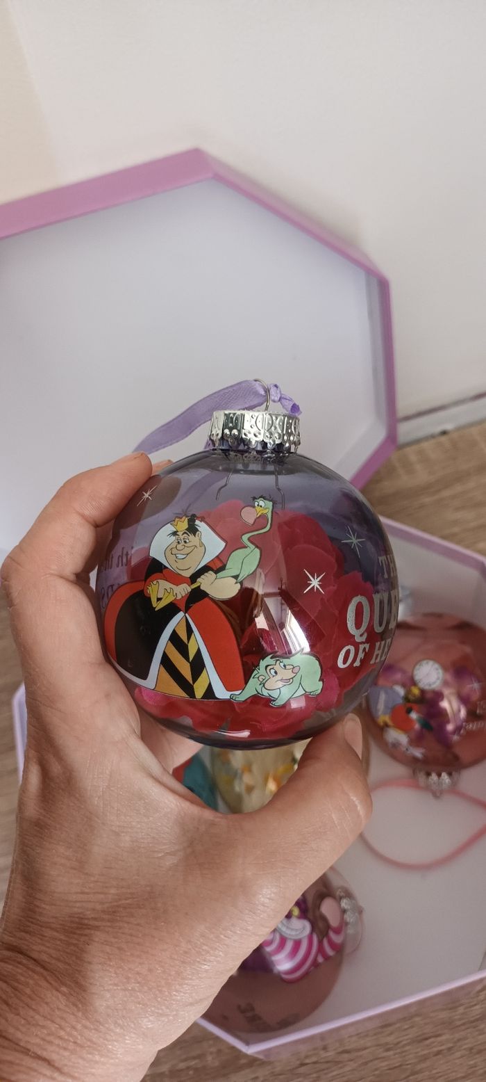 Coffret 7 boules de Noël disney Alice au pays des merveilles - photo numéro 7