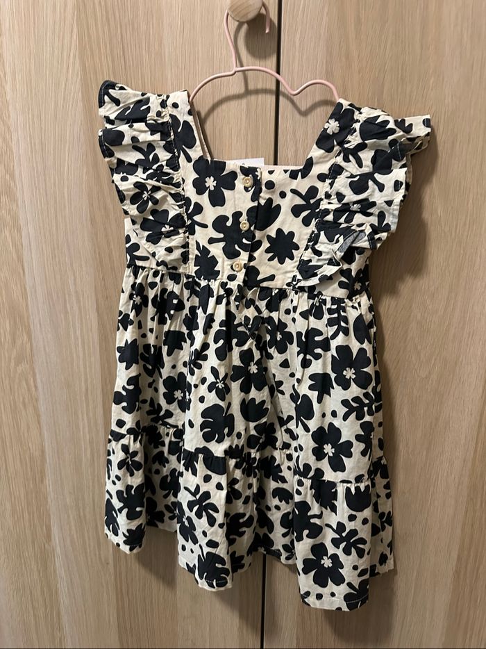 Robe beige et noire fleurie neuve H&M 92cm - photo numéro 2