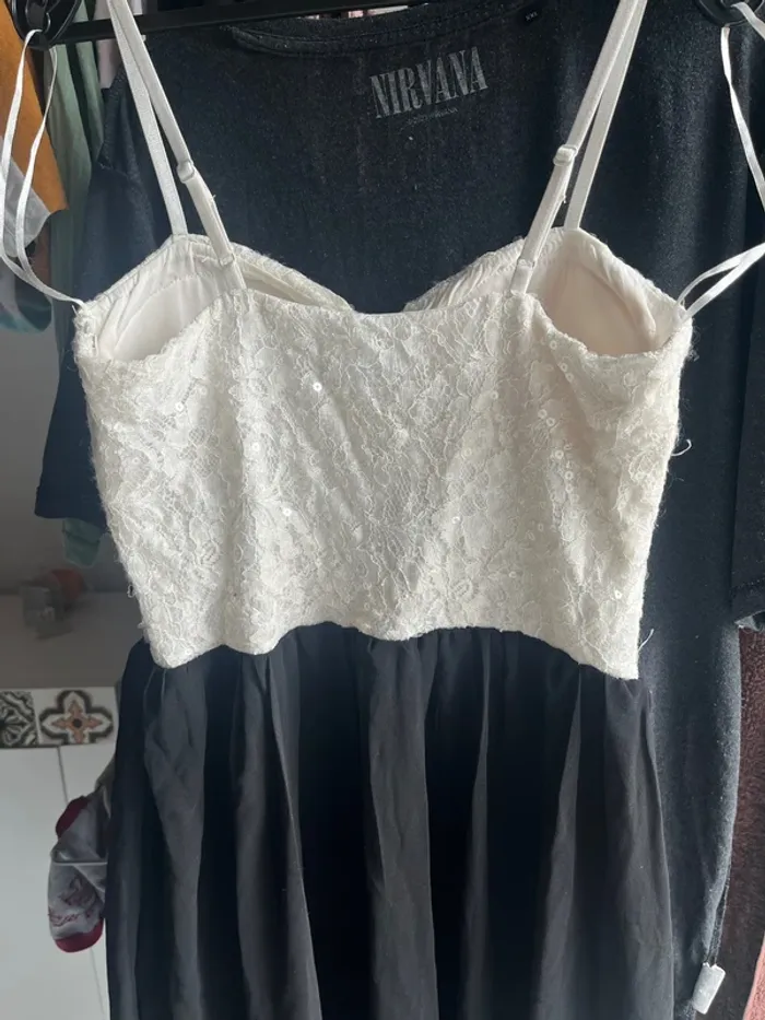 Robe cérémonie noir blanc - photo numéro 8