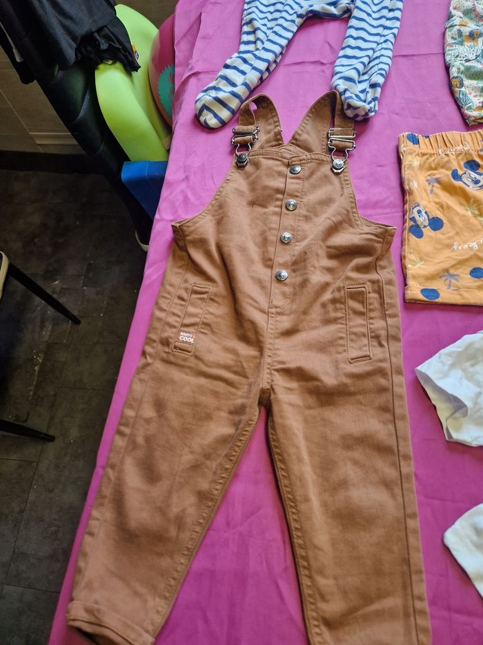 Lot vêtements 18mois garçon N 13 - photo numéro 2