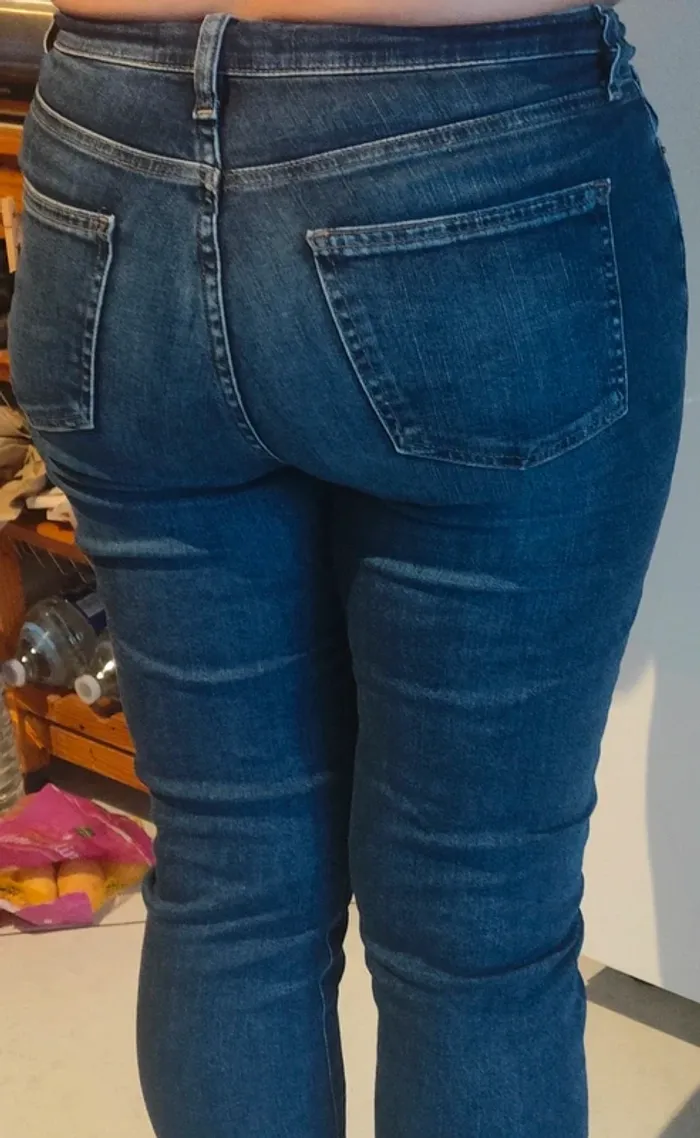 Jean Uniqlo droit taille haute taille 26 bleu - photo numéro 2