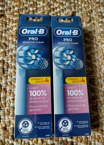 Lot 8 brossettes Oral-B pro sensitive clean